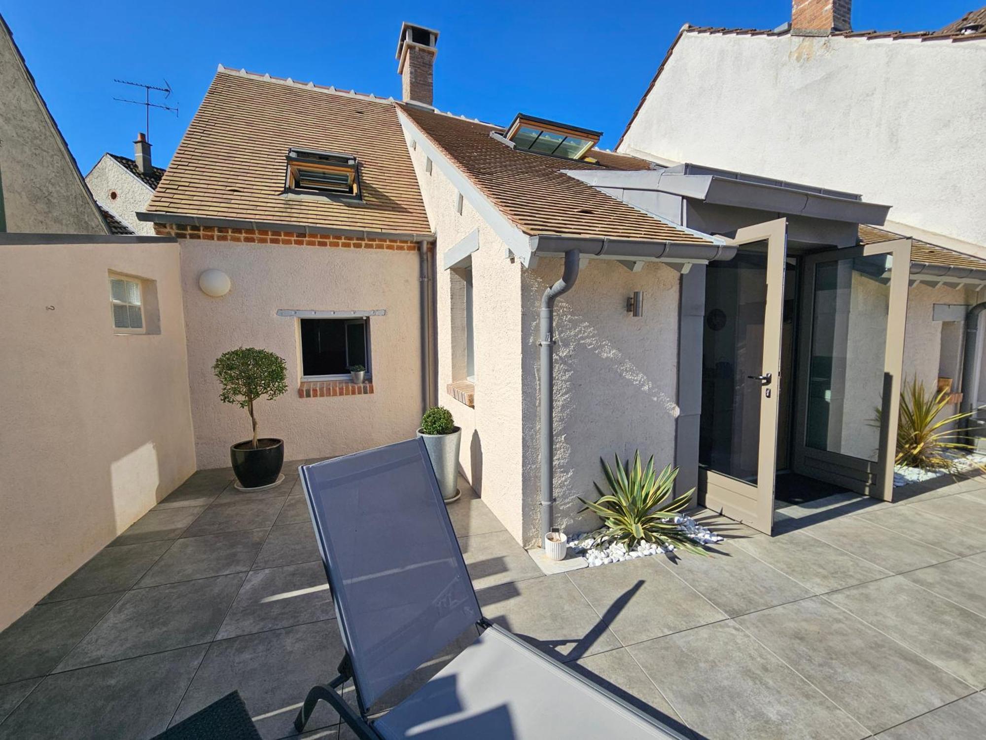 Gîte Le Sully, maison solognote, grand jardin clôturé La Ferté-Saint-Aubin Exterior foto